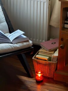 Cozy Evenings Without Screens: Relax and Recharge Naturally